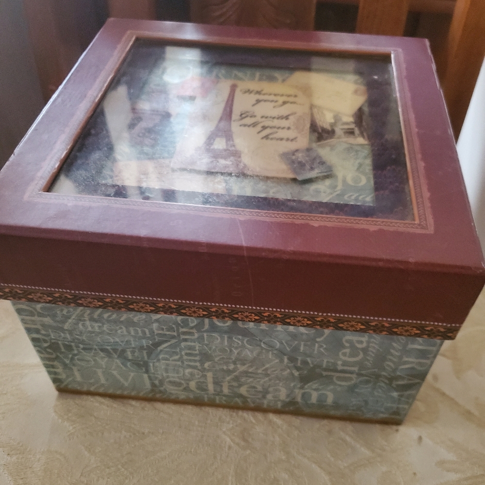 Small Treasure box w/ top Italian theme